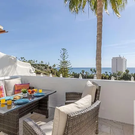 Apartment Benalgolf/penthouse With Wonderful Sea Views
