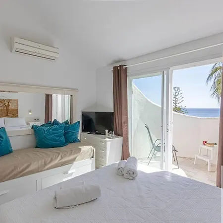 Benalgolf/penthouse With Wonderful Sea Views